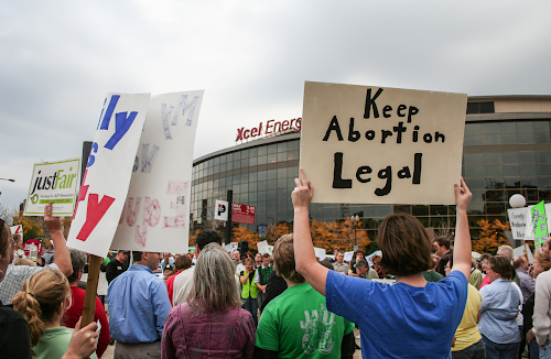 Americans on both sides of the abortion issue have strong convictions, leading to a major impact on voter registration in Florida midterms